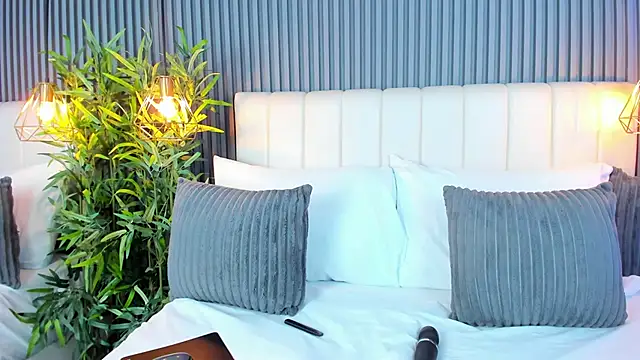 LinaGlam online show from October 20, 10:43 pm