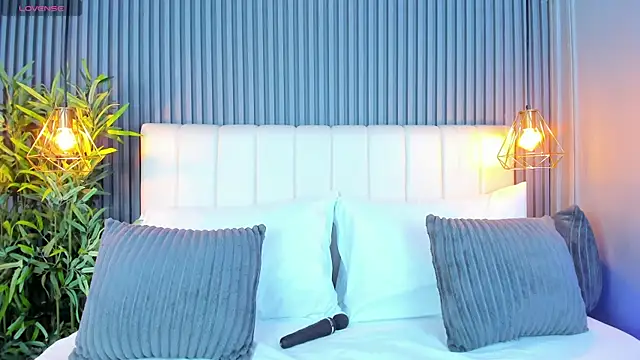 LinaGlam online show from October 1, 10:46 pm