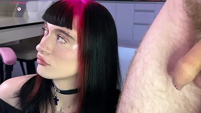 Vailyreb  online show from April 17, 4:21 pm
