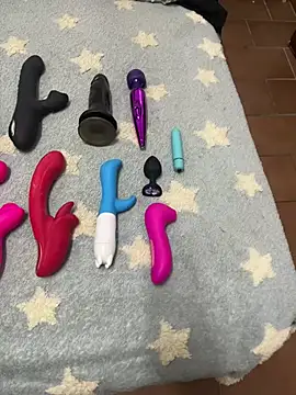 Popinasq online show from April 5, 1:51 pm