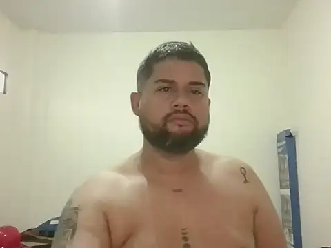 GABRIELGARCIA1313 online show from February 12, 10:53 pm