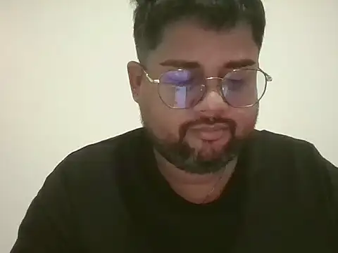 Snapshot of GABRIELGARCIA1313 chatting on July 9, 4:28 pm GABRIELGARCIA1313 online show from July 9, 4:28 pm