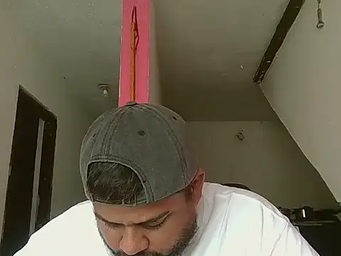 GABRIELGARCIA1313 online show from March 20, 2:18 pm