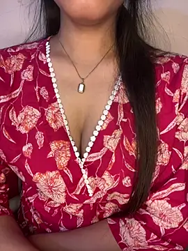 Snapshot of _riyaahahaha_ chatting on October 7, 11:22 am riyaahahaha online show from October 7, 11:22 am