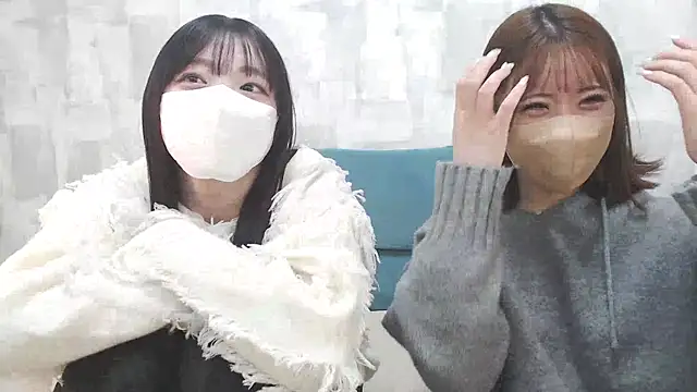 LOVE MOMO LOVE online show from January 9, 11:36 am