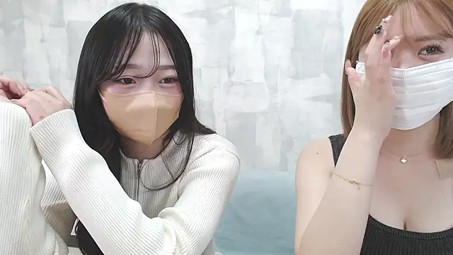 LOVE MOMO LOVE online show from November 29, 11:21 am