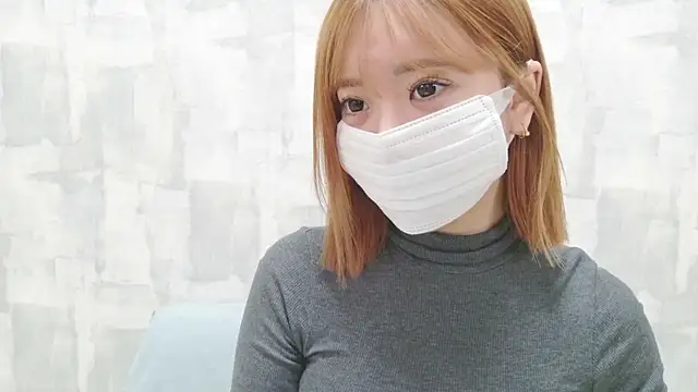 LOVE MOMO LOVE online show from January 12, 12:23 pm