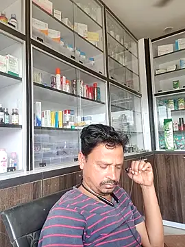 Raj1043 online show from April 12, 10:40 am