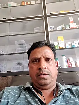 Snapshot of Raj1043 chatting on May 19, 7:26 am Raj1043 online show from May 19, 7:26 am