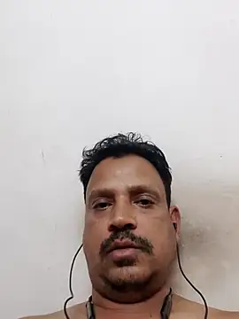 Snapshot of Raj1043 chatting on February 22, 7:03 pm Raj1043 online show from February 22, 7:03 pm