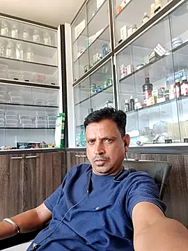 Snapshot of Raj1043 chatting on May 1, 5:45 am Raj1043 online show from May 1, 5:45 am