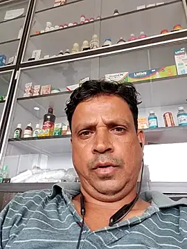 Snapshot of Raj1043 chatting on May 18, 5:34 am Raj1043 online show from May 18, 5:34 am