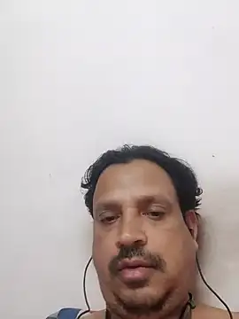 Snapshot of Raj1043 chatting on January 4, 8:48 pm Raj1043 online show from January 4, 8:48 pm