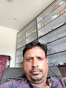 Snapshot of Raj1043 chatting on June 2, 6:57 am Raj1043 online show from June 2, 6:57 am