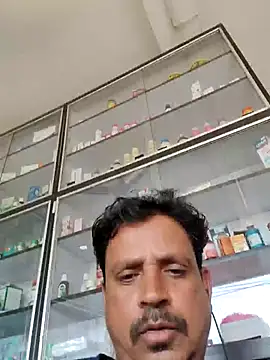 Snapshot of Raj1043 chatting on April 21, 6:42 am Raj1043 online show from April 21, 6:42 am