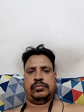 Snapshot of Raj1043 chatting on February 27, 6:42 pm Raj1043 online show from February 27, 6:42 pm