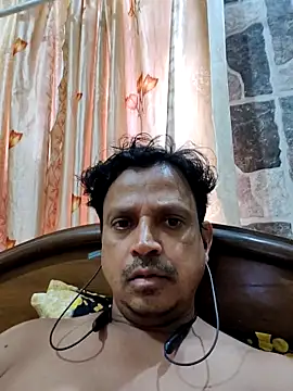 Snapshot of Raj1043 chatting on October 27, 10:49 am Raj1043 online show from October 27, 10:49 am
