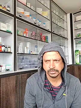 Raj1043 online show from February 1, 6:00 am