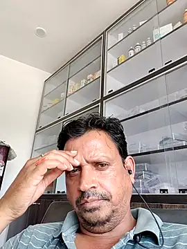 Raj1043 online show from June 27, 6:52 am