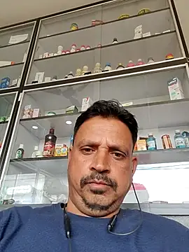 Snapshot of Raj1043 chatting on April 22, 10:55 am Raj1043 online show from April 22, 10:55 am