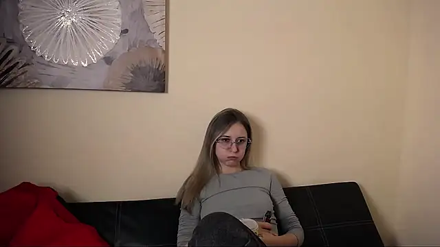 Snapshot of _Nicole_new chatting on March 4, 10:34 am Nicole new online show from March 4, 10:34 am