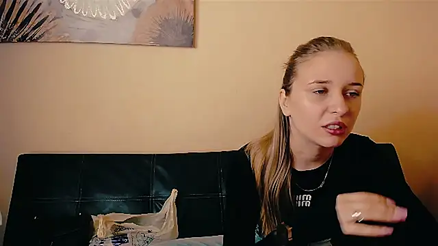  Nicole new online show from March 25, 10:25 am