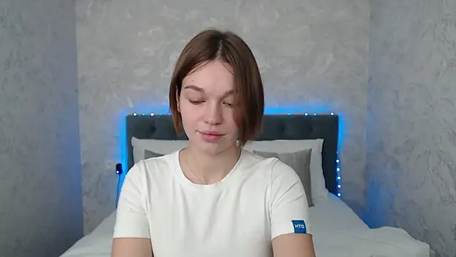 Snapshot of DanaLoved chatting on March 12, 8:19 am DanaLoved online show from March 12, 8:19 am