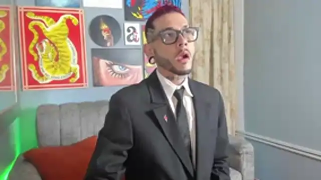 MurdockH online show from November 8, 4:05 am