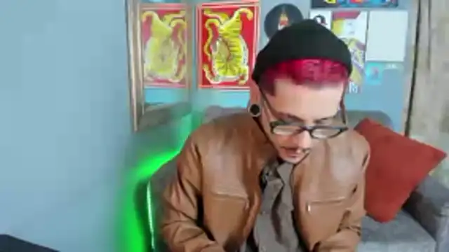 MurdockH online show from October 26, 4:46 am