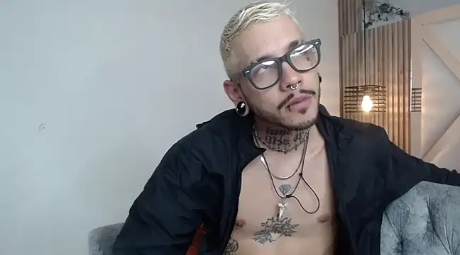 MurdockH online show from March 23, 6:26 am