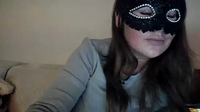 Snapshot of Nina24 chatting on December 15, 8:58 pm Nina24 online show from December 15, 8:58 pm
