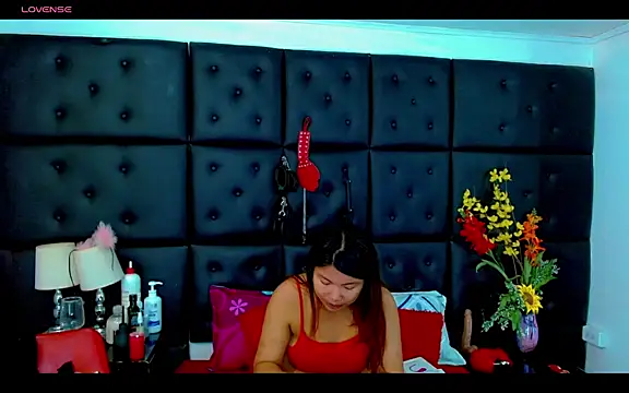 Isalombardi online show from May 14, 2:41 am