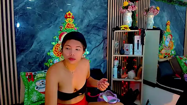 Isalombardi online show from December 18, 4:06 am