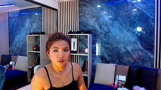 Isalombardi online show from September 26, 4:41 am