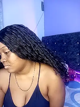 Snapshot of katia_palmer2_ chatting on October 26, 12:00 am katia palmer2  online show from October 26, 12:00 am