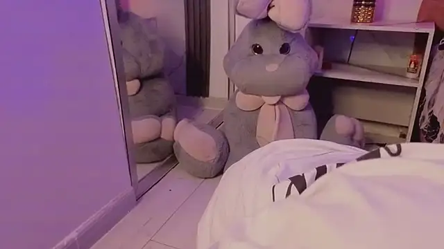 Layla Cullen online show from November 11, 7:41 pm