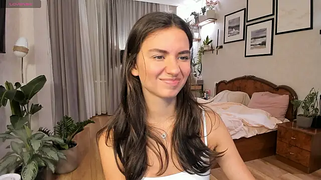 Snapshot of NicoleLuv chatting on February 21, 4:09 pm NicoleLuv online show from February 21, 4:09 pm