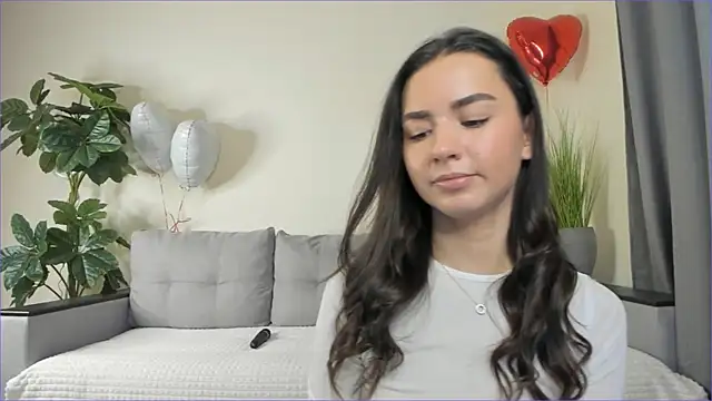 Snapshot of NicoleLuv chatting on March 7, 1:29 pm NicoleLuv online show from March 7, 1:29 pm