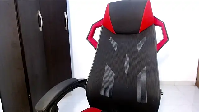 meghan2 online show from March 7, 4:13 am