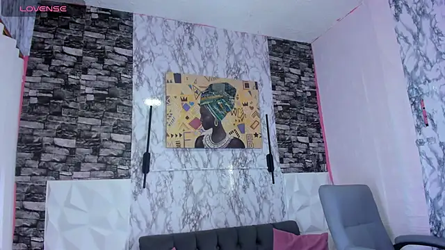 Queen Cuarxxo online show from January 8, 12:05 am