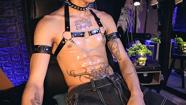 DemonKush-- online show from October 3, 2:59 am
