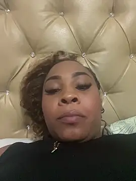 NatashaBenetti online show from April 1, 1:19 am