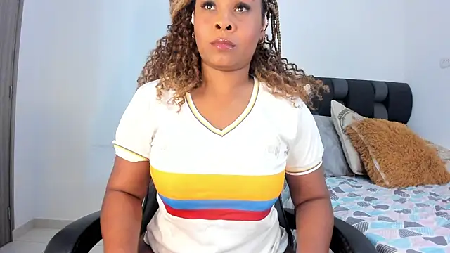 NatashaBenetti online show from March 26, 11:35 pm