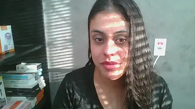 Snapshot of amorinha99 chatting on May 13, 8:05 pm amorinha99 online show from May 13, 8:05 pm