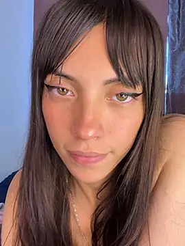 MiaGoth  online show from April 5, 8:37 pm