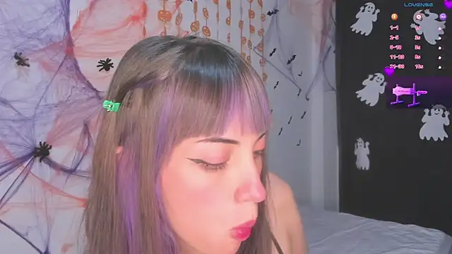 MiaGoth  online show from October 25, 1:27 am