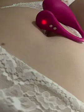 mystik a online show from March 5, 3:47 am