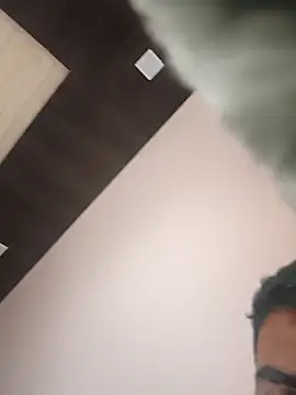 yourboy2000   online show from January 18, 11:24 am