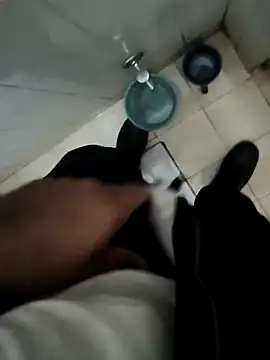 yourboy2000   online show from September 29, 7:48 am