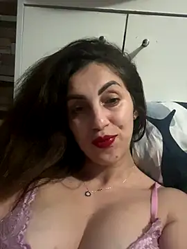 EmaSkyes online show from November 13, 7:51 pm